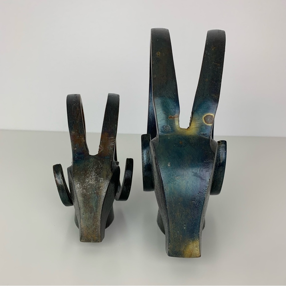 Pair Metal Antilope Ram Head Sculpture Horns Black Vtg Different Size Decor - Picture 7 of 16